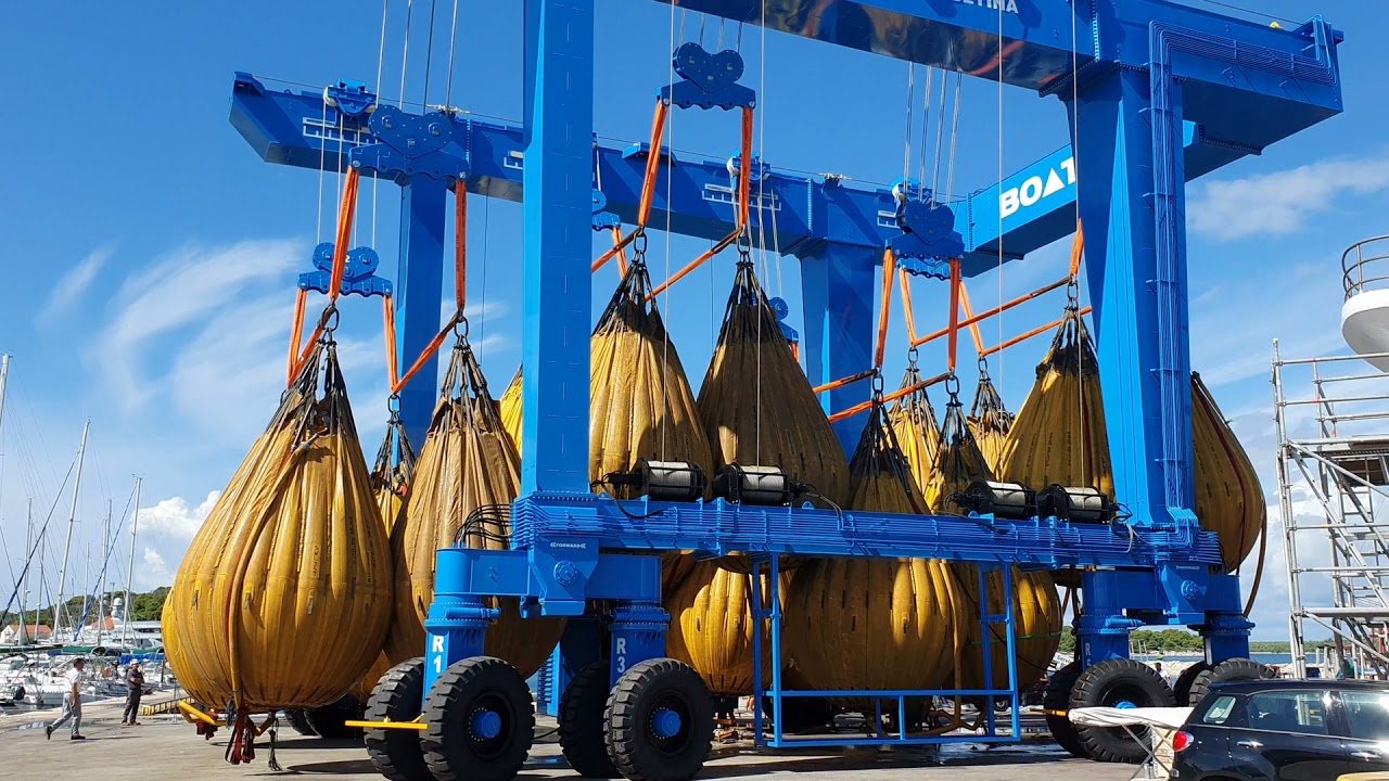 500 Ton Travel Lift