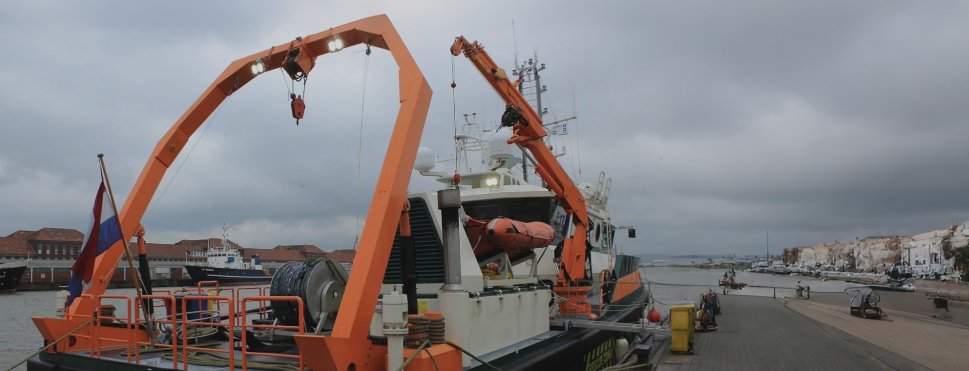 Stern Crane