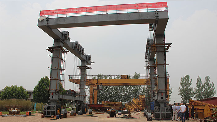 200T Marine Travel Lift