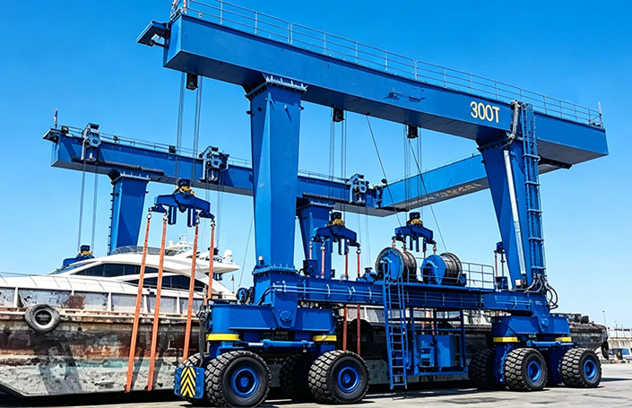 Marine Travel Lift