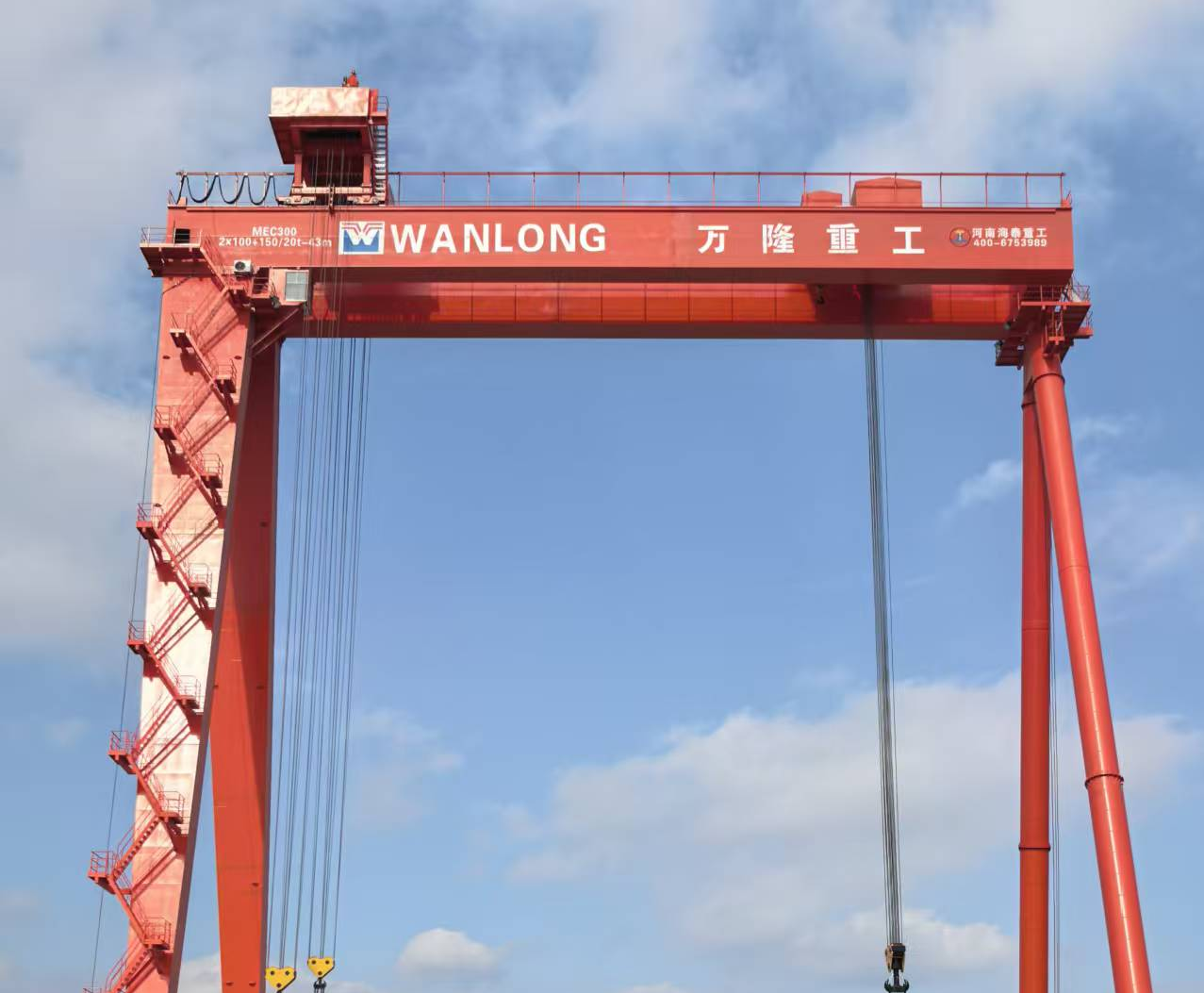 HTCRANE × Wanlong Heavy Industry | 300-ton Shipbuilding Gantry Crane Officially in Operation