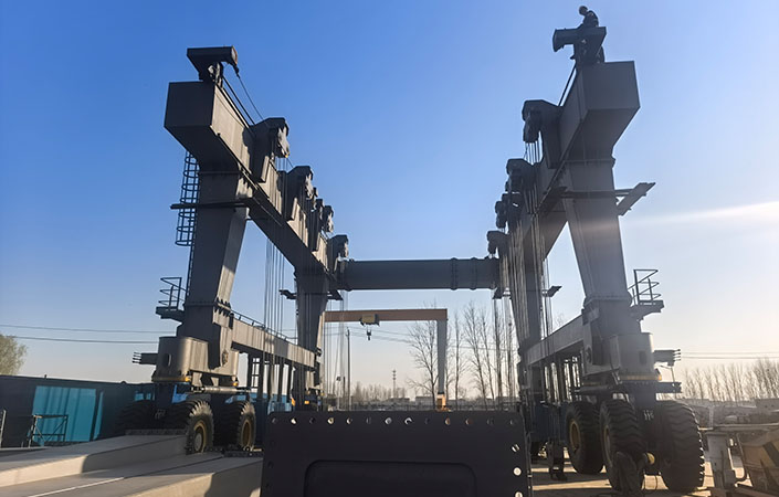 300T Travel Lift