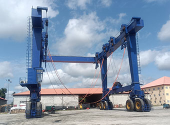 Marine Travel Lift