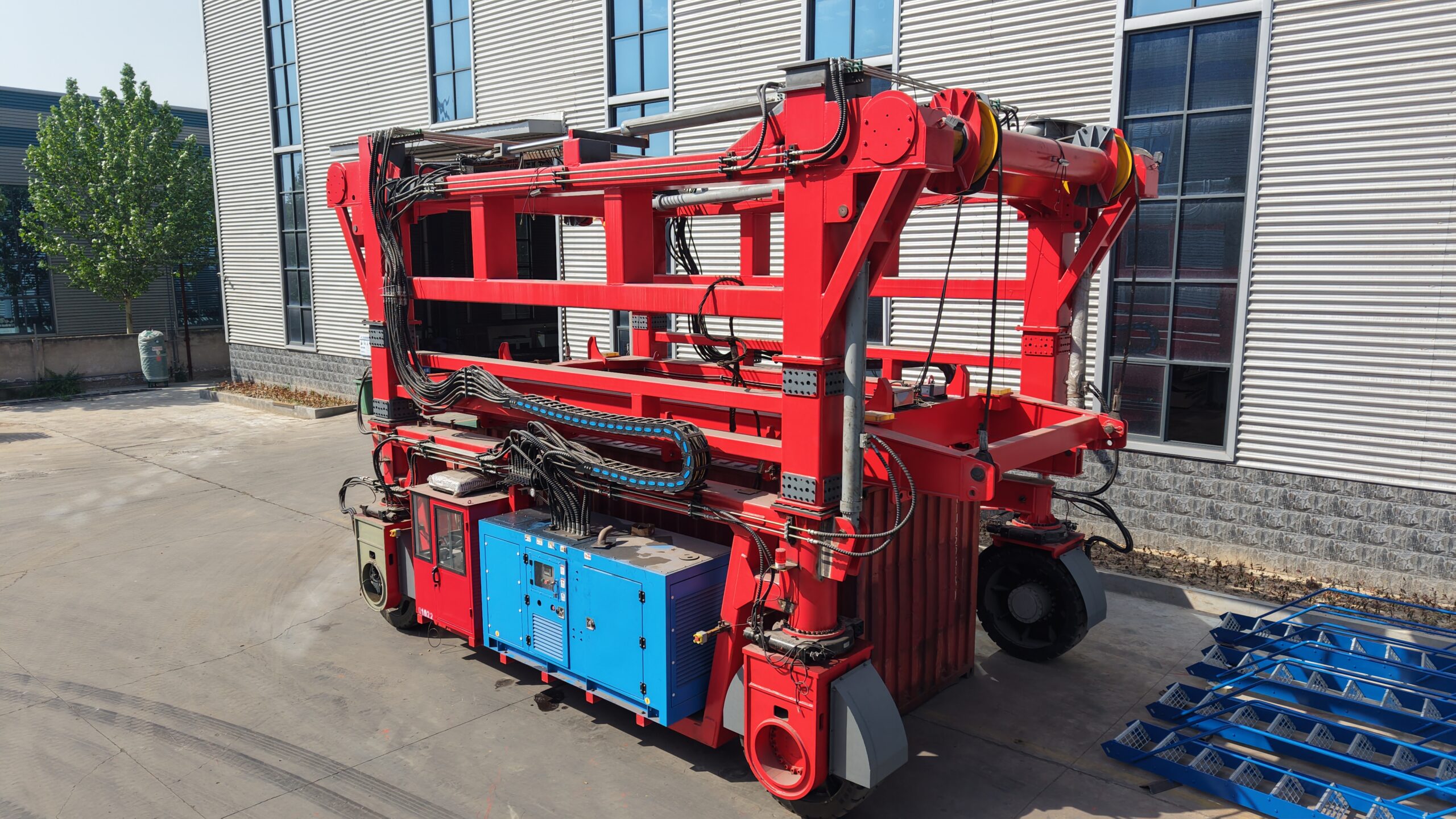 60 Ton Container Straddle Carrier